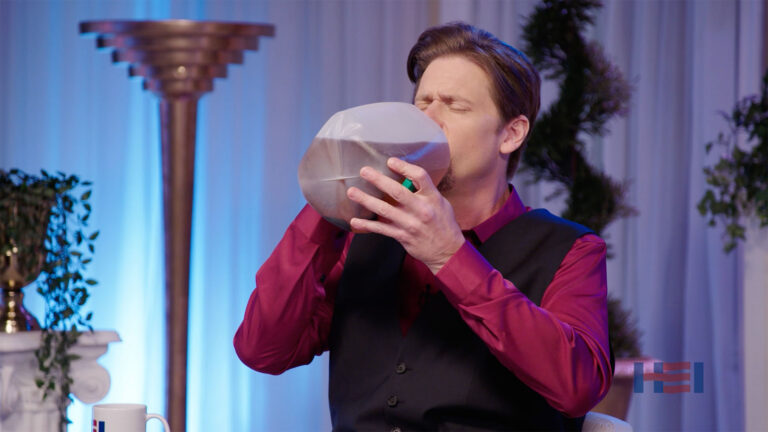 1306 ‘Scrooge: A Christmas Carol’ & ‘Violent Night’